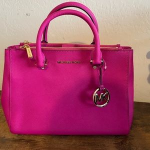 MICHAEL KORS MD TOTE SATCHEL